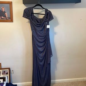 Beautiful Mother of Bride dress Gray sparkly cold shoulder dress